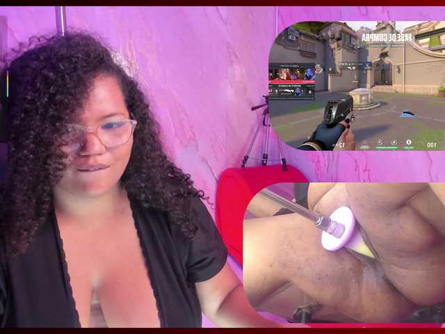 MhiaRey live cam on BongaCams