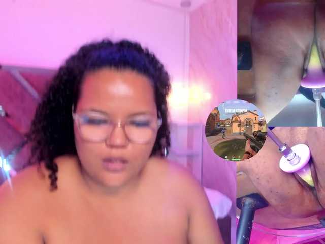 MhiaRey live cam on BongaCams