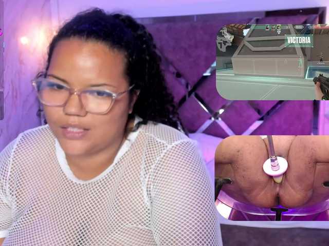 MhiaRey live cam on BongaCams