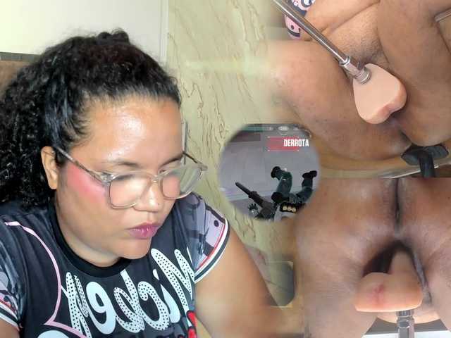 MhiaRey live cam on BongaCams