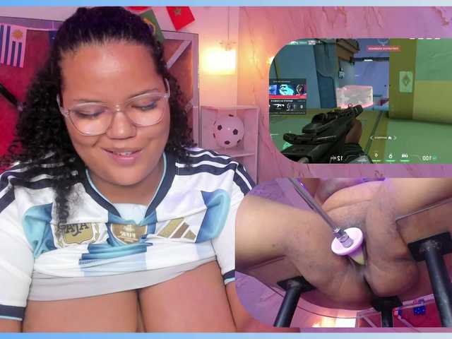 MhiaRey live cam on BongaCams