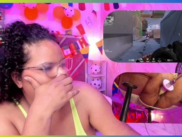 MhiaRey live cam on BongaCams