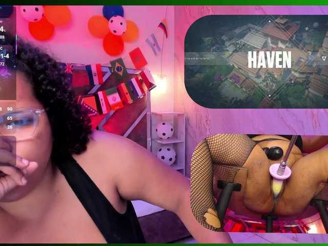 MhiaRey live cam on BongaCams