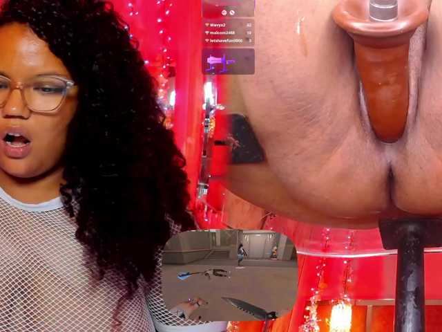 MhiaRey live cam on BongaCams