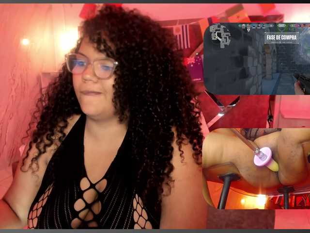 MhiaRey live cam on BongaCams