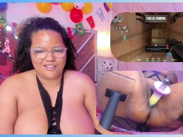 MhiaRey live cam on BongaCams