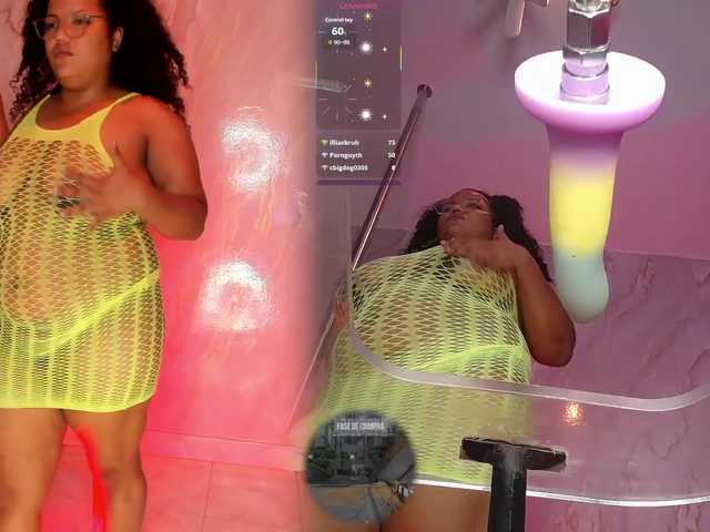 MhiaRey live cam on BongaCams