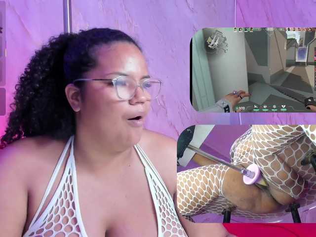 MhiaRey live cam on BongaCams