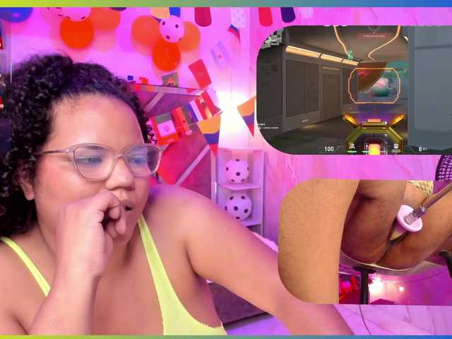MhiaRey live cam on BongaCams