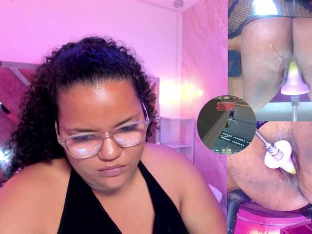 MhiaRey live cam on BongaCams