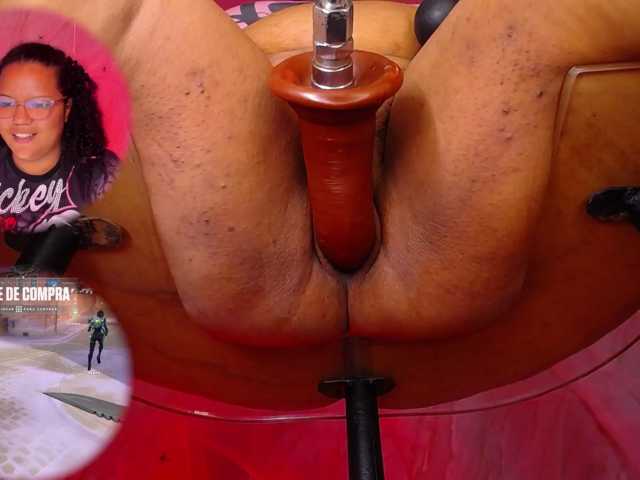 MhiaRey live cam on BongaCams