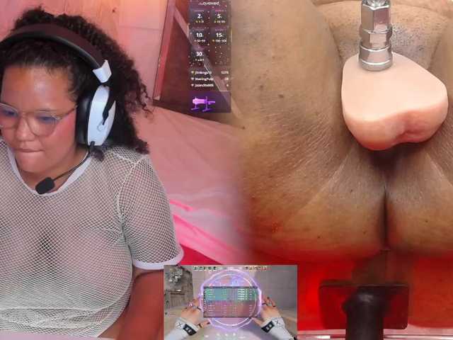 MhiaRey live cam on BongaCams