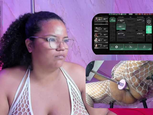 MhiaRey live cam on BongaCams
