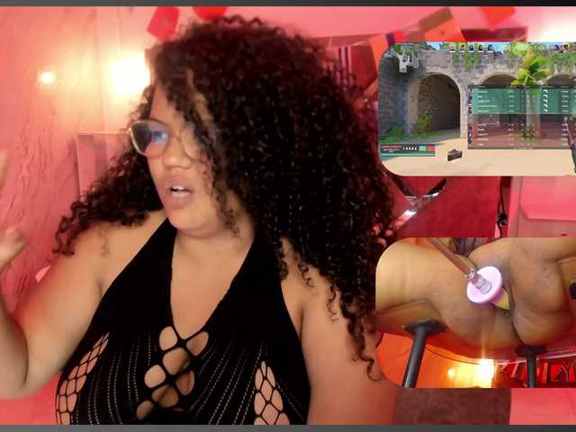 MhiaRey live cam on BongaCams