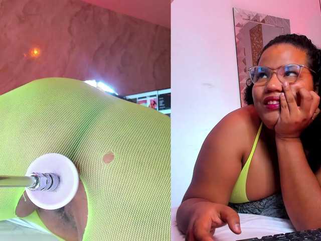 MhiaRey live cam on BongaCams