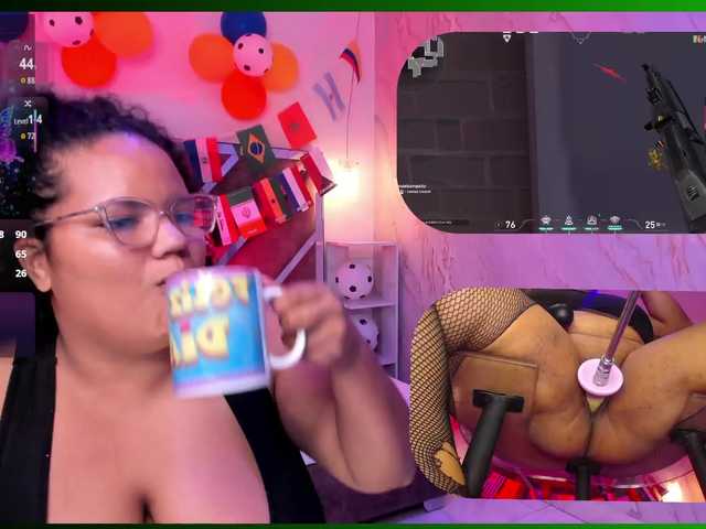 MhiaRey live cam on BongaCams