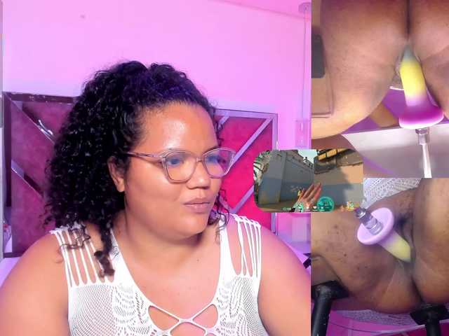 MhiaRey live cam on BongaCams