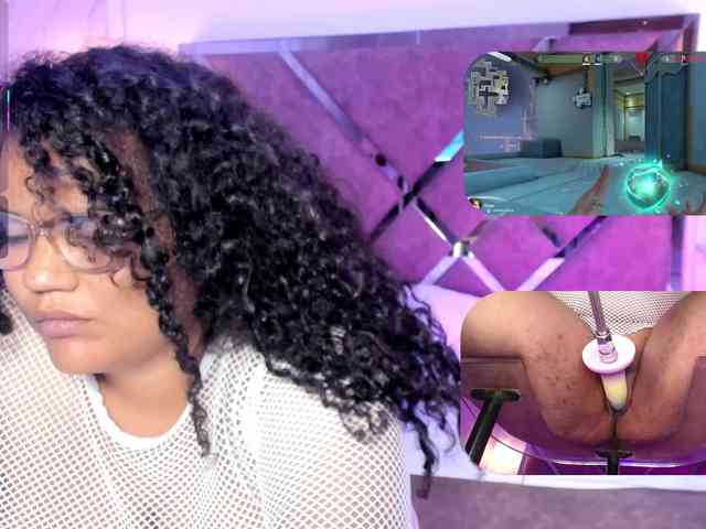 MhiaRey Live Webcam on BongaCams
