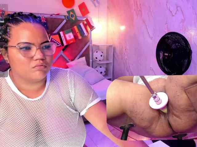 MhiaRey webcam