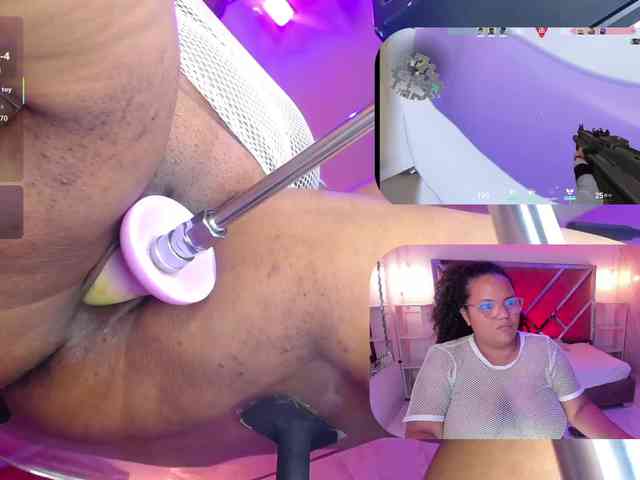 MhiaRey webcam