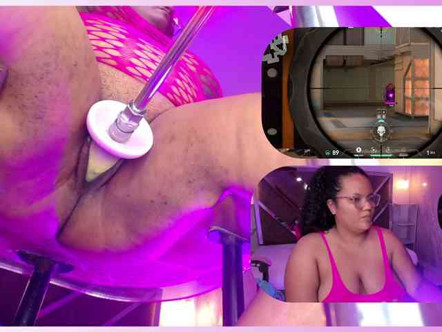 MhiaRey webcam