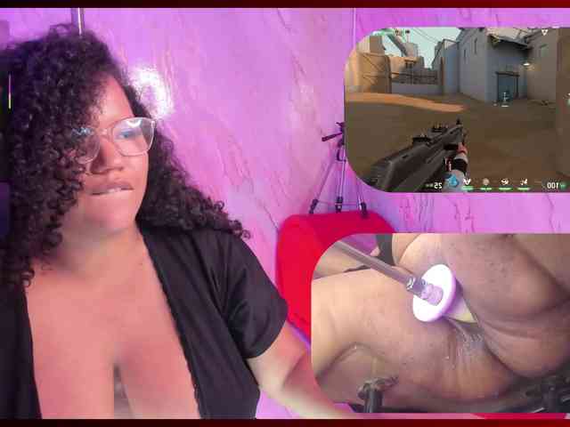 MhiaRey webcam