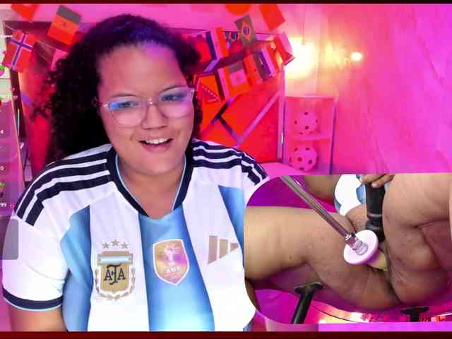 MhiaRey webcam