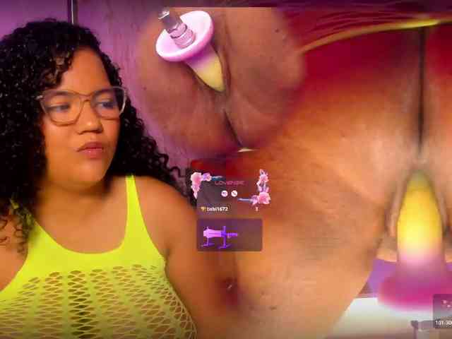 MhiaRey webcam