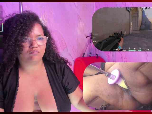 MhiaRey webcam