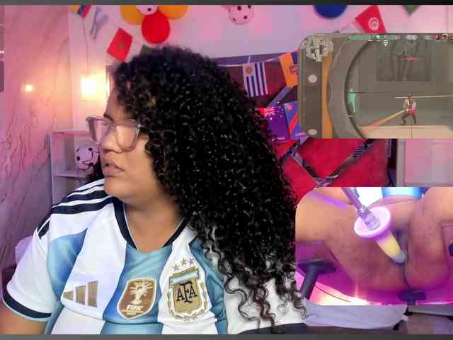 MhiaRey webcam