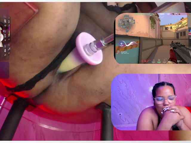 MhiaRey webcam