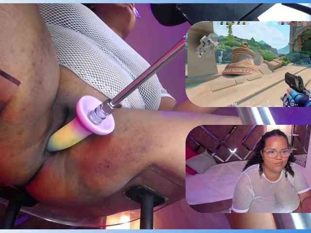 MhiaRey webcam