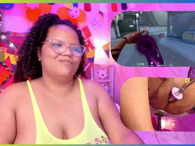 MhiaRey webcam