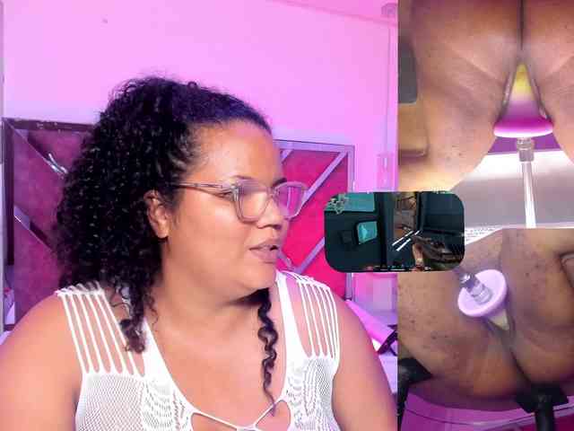 MhiaRey webcam