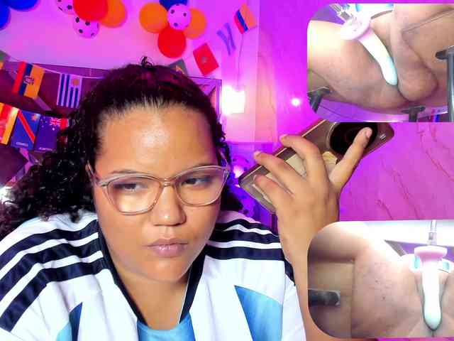 MhiaRey webcam