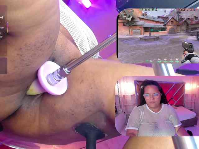MhiaRey webcam