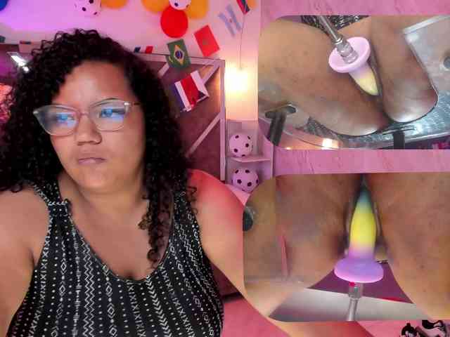 MhiaRey webcam