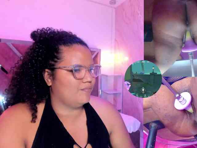 MhiaRey webcam