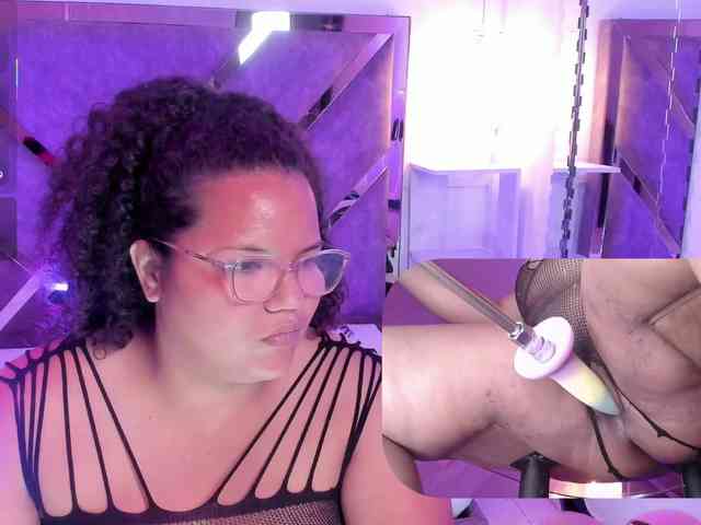 MhiaRey webcam