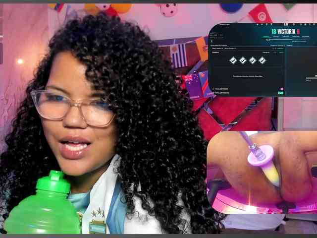 MhiaRey webcam
