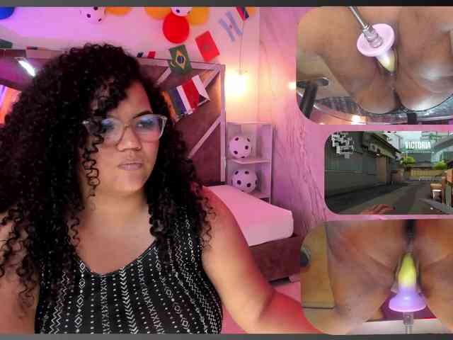 MhiaRey webcam
