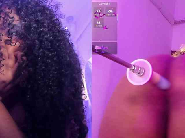 MhiaRey webcam