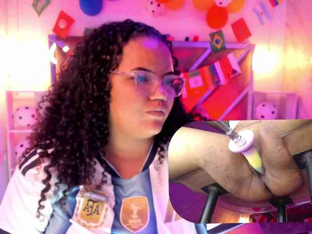 MhiaRey webcam