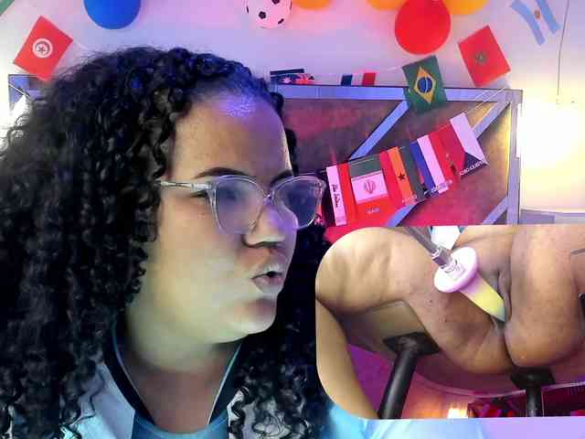 MhiaRey webcam