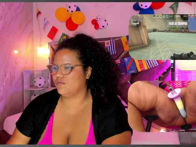 MhiaRey webcam