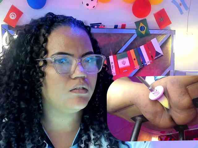 MhiaRey webcam