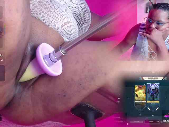 MhiaRey webcam