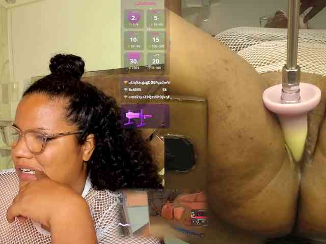 MhiaRey webcam