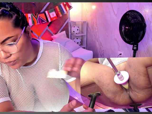 MhiaRey webcam
