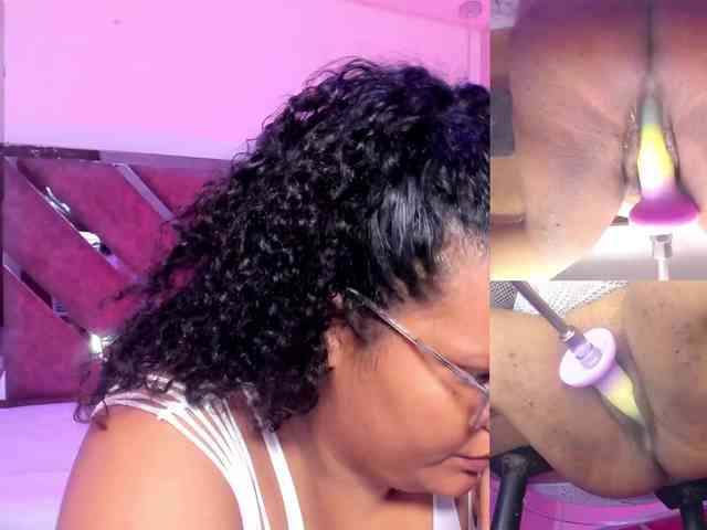 MhiaRey webcam